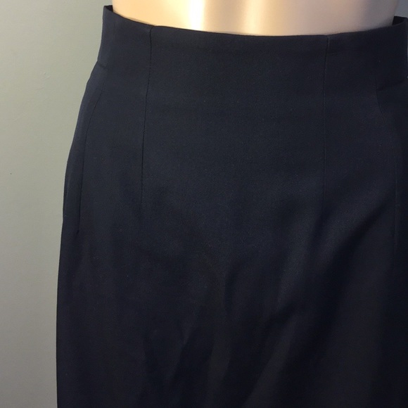 ESCADA ‘LAUREL’ BLACK WOOL KNIT LUXURY MIDI SKIRT - Picture 2 of 7
